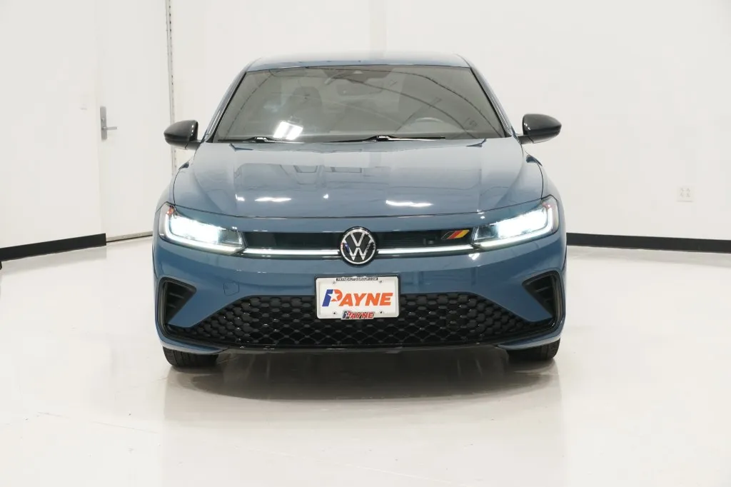 2025 Volkswagen Jetta Sport