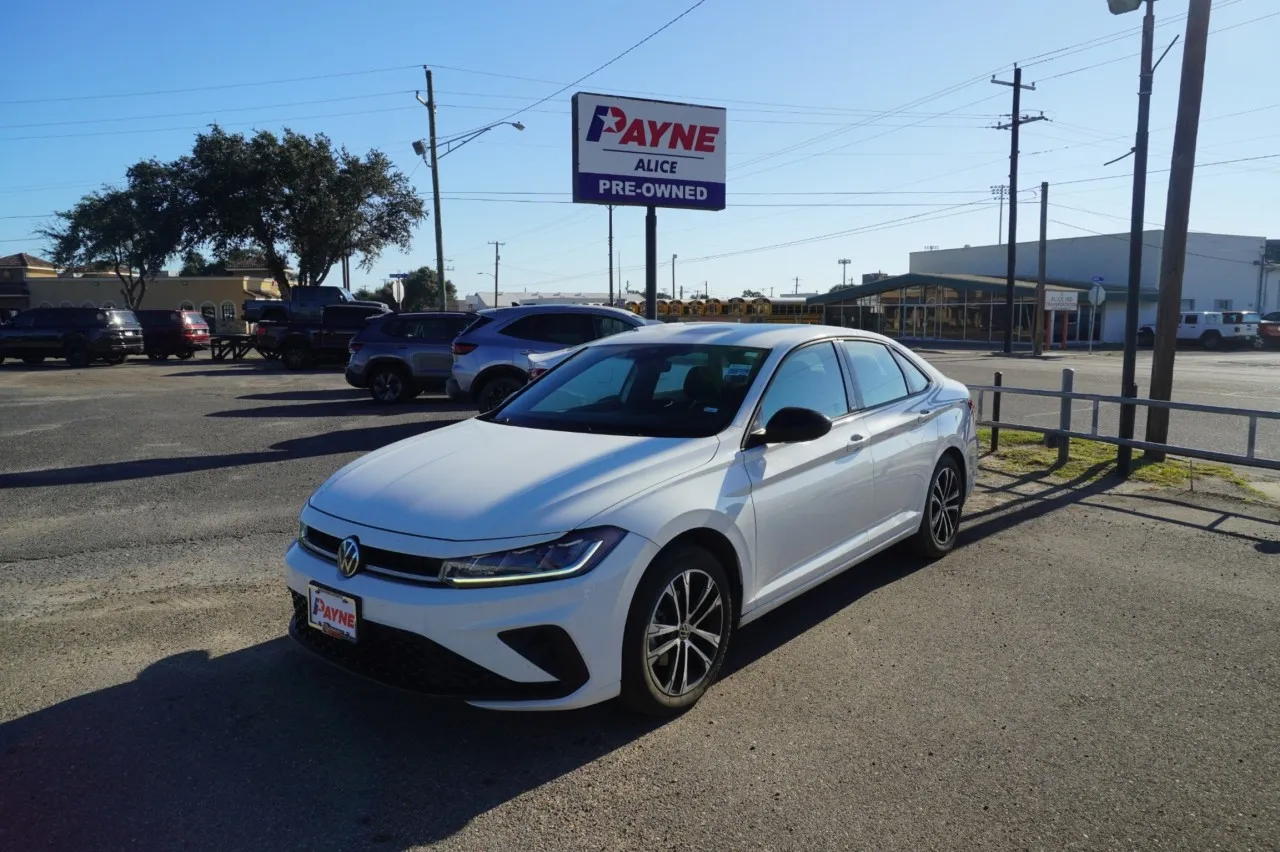 2025 Volkswagen Jetta Sport