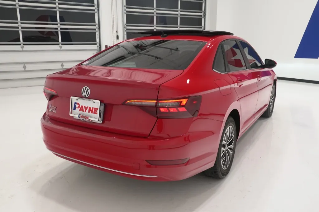 2020 Volkswagen Jetta R-Line