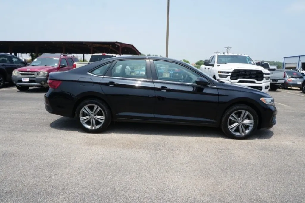 2024 Volkswagen Jetta SE