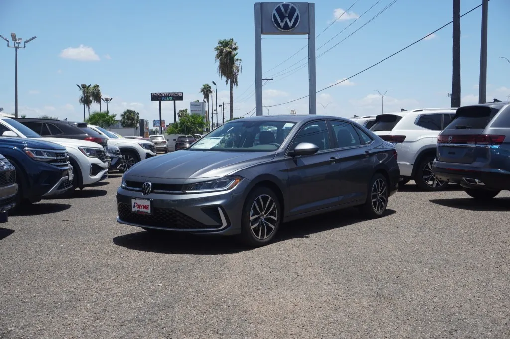 2025 Volkswagen Jetta SE