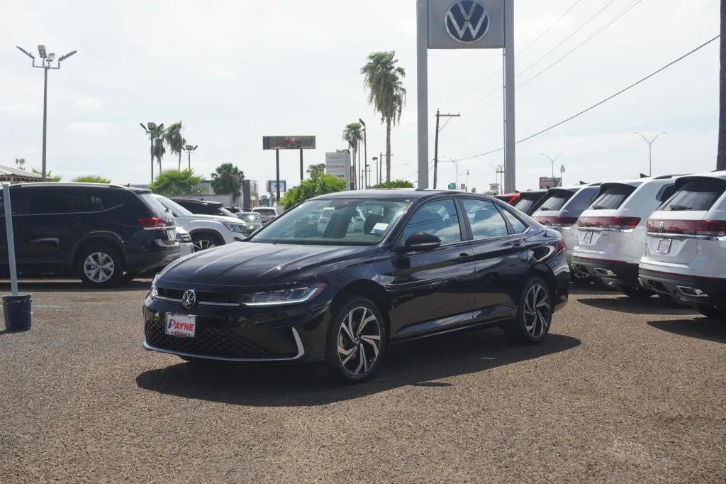 2025 Volkswagen Jetta SEL