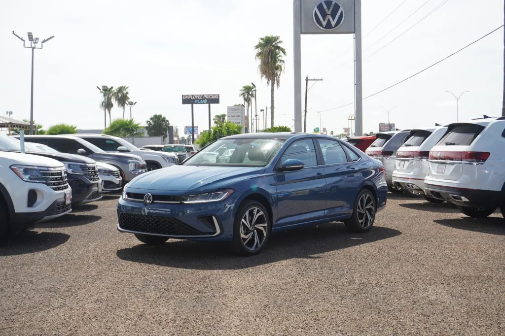 2025 Volkswagen Jetta SEL