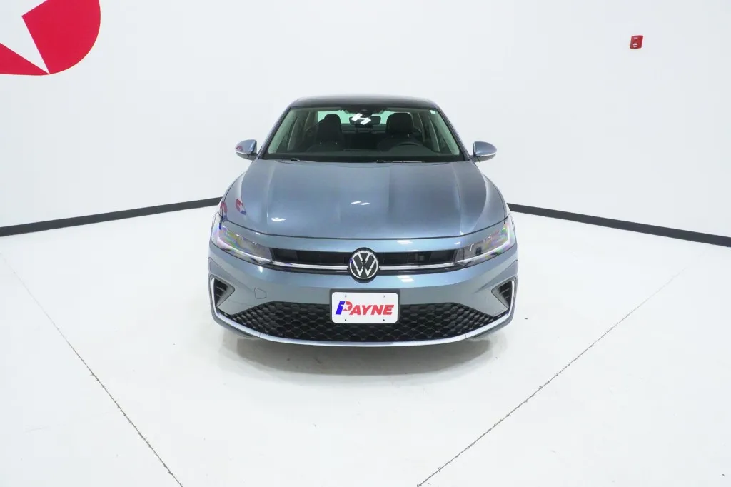 2025 Volkswagen Jetta SEL