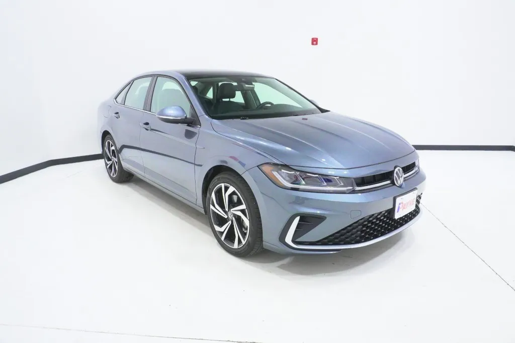 2025 Volkswagen Jetta SEL