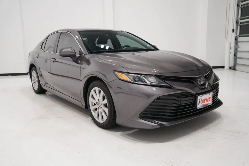 2020 Toyota Camry LE