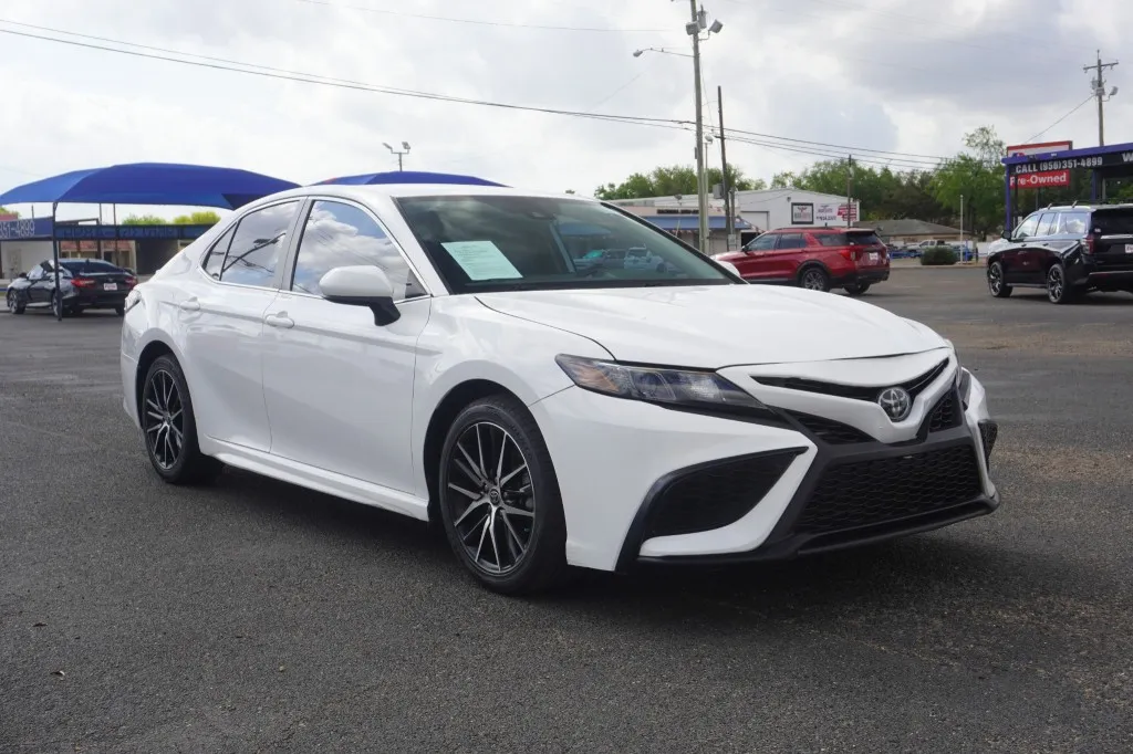2021 Toyota Camry SE Nightshade