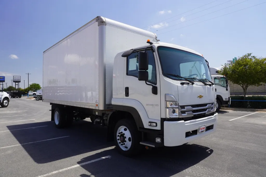 2026 Chevrolet 6500 XD LCF Diesel 