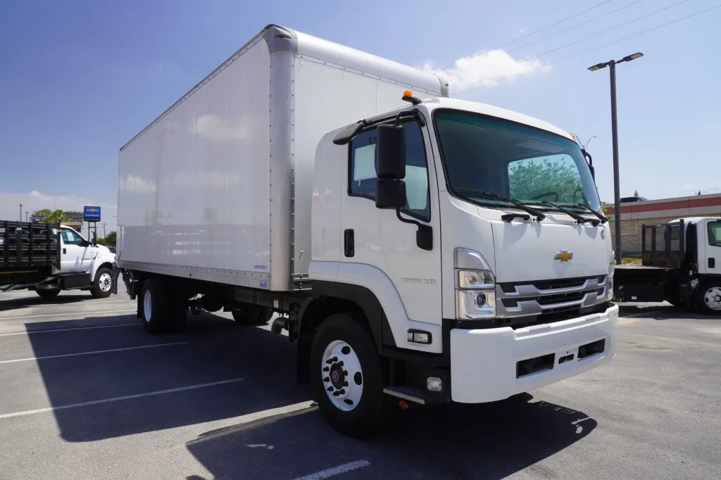 2026 Chevrolet 7500 XD LCF Diesel 