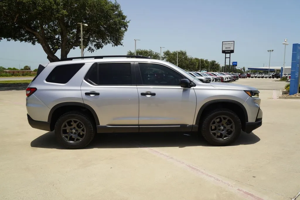 2025 Honda Pilot TrailSport