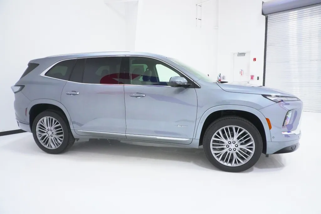 2027 Buick Enclave Avenir