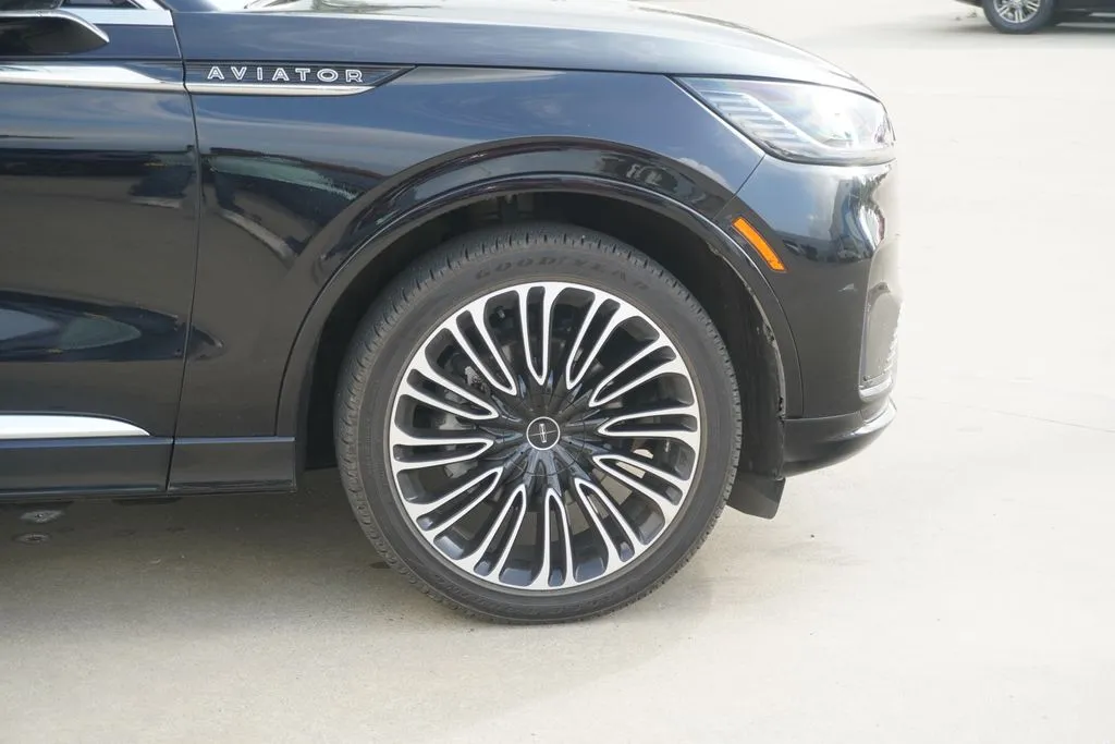 2025 Lincoln Aviator Black Label