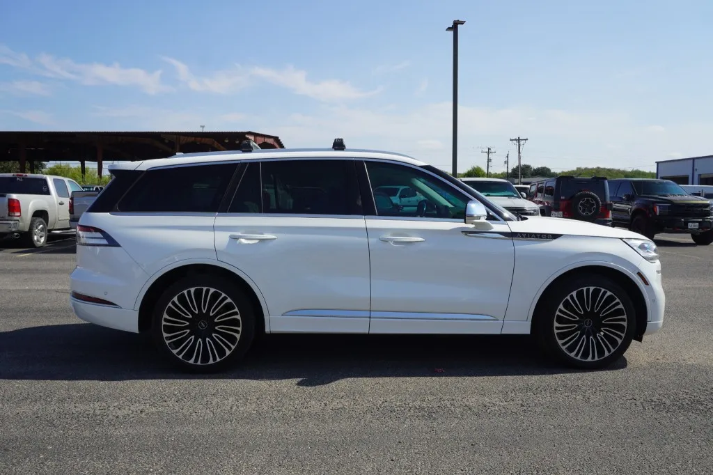 2020 Lincoln Aviator Black Label