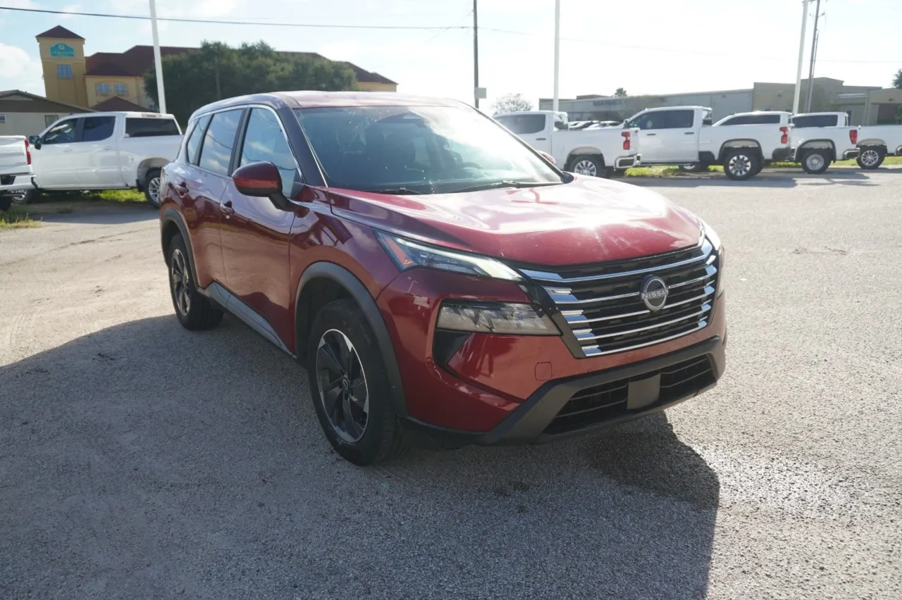 2025 Nissan Rogue SV