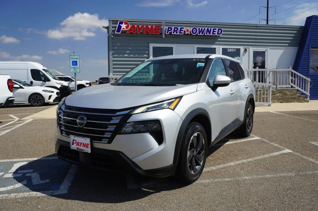 2024 Nissan Rogue SV