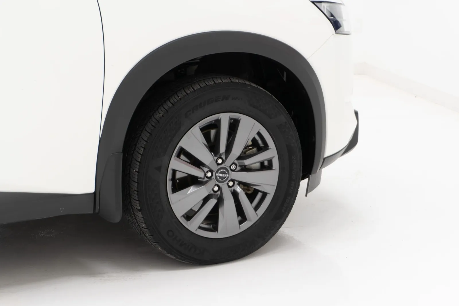 2025 Nissan Pathfinder S