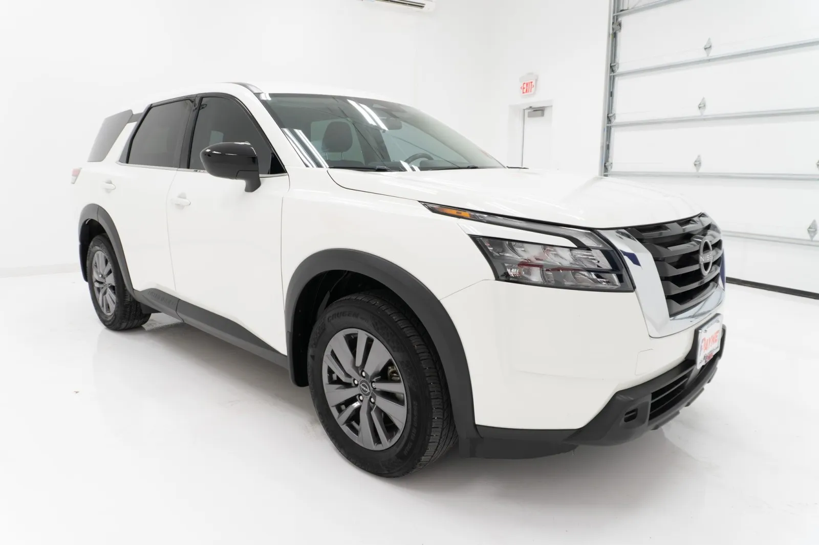 2025 Nissan Pathfinder S