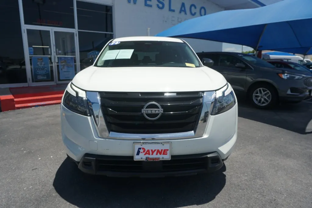 2024 Nissan Pathfinder S