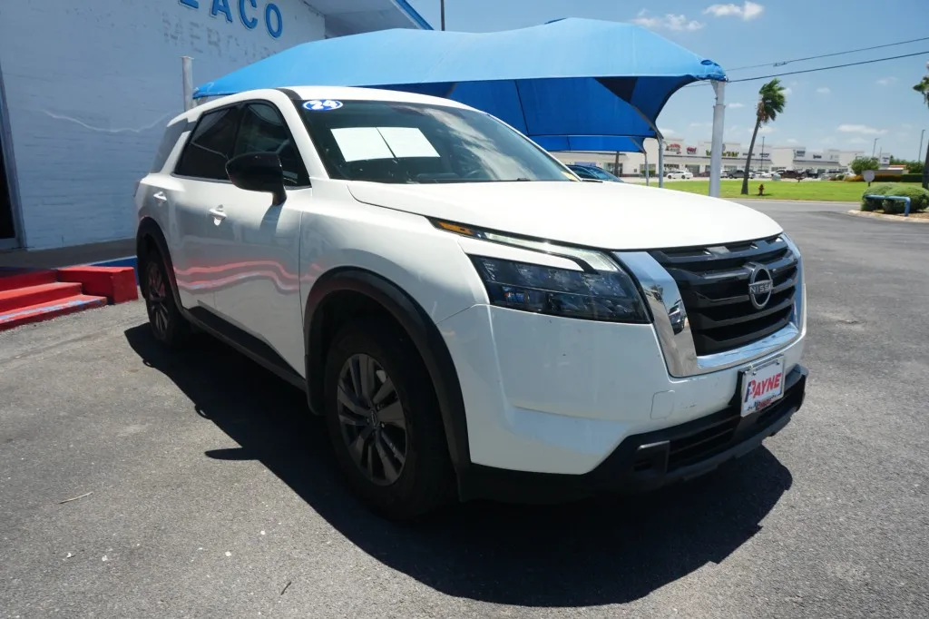 2024 Nissan Pathfinder S