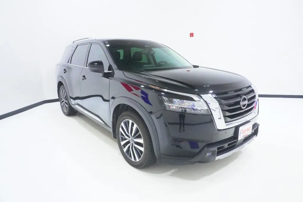 2022 Nissan Pathfinder Platinum
