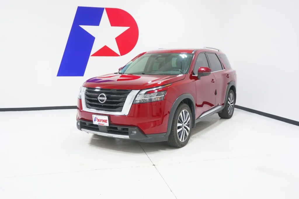 2022 Nissan Pathfinder Platinum