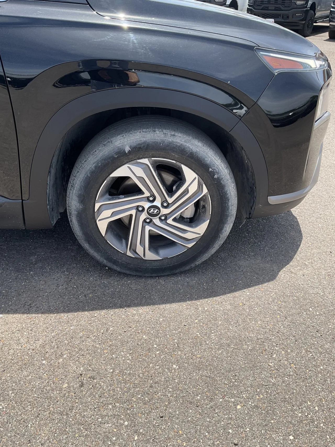 2023 Hyundai Santa Fe SE