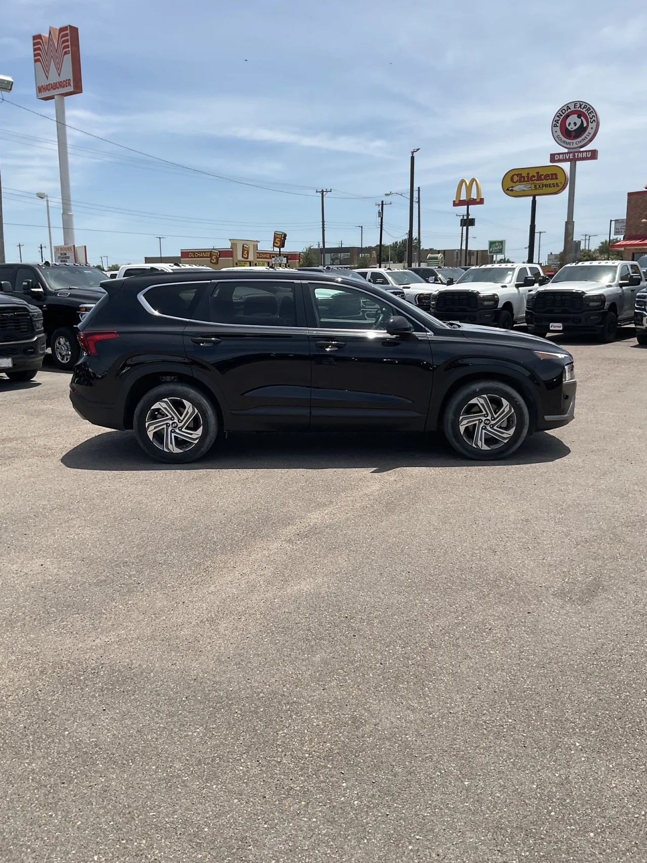 2023 Hyundai Santa Fe SE