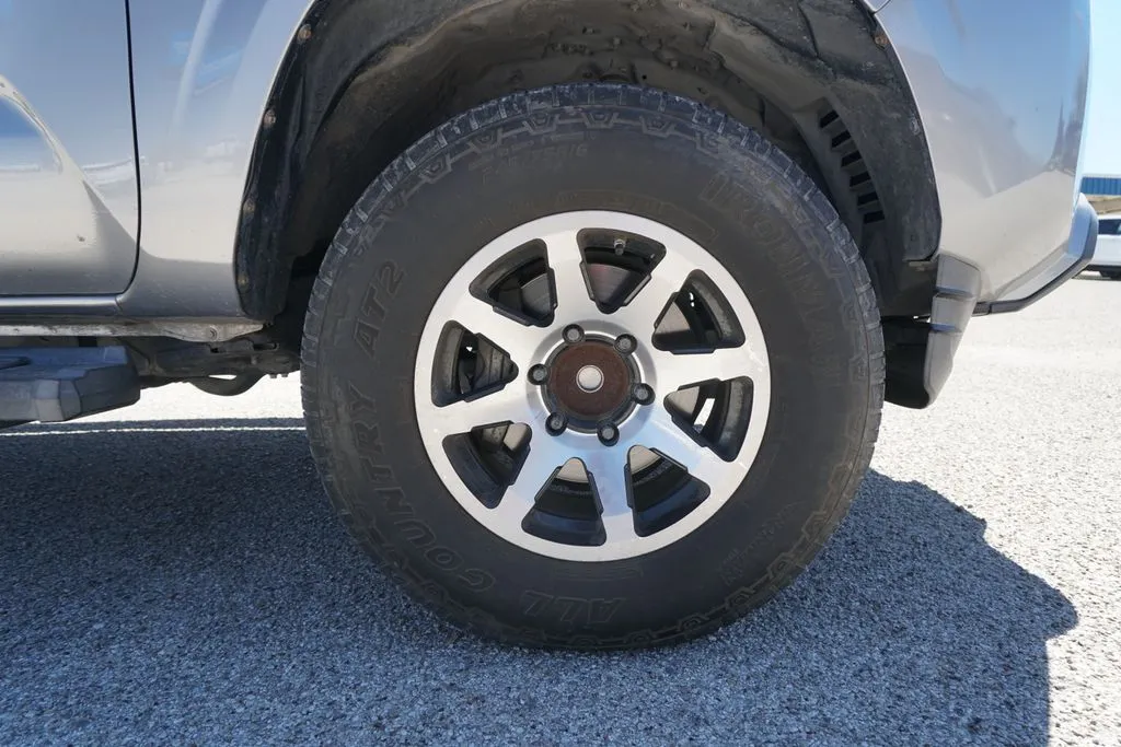 2019 Toyota Tacoma SR