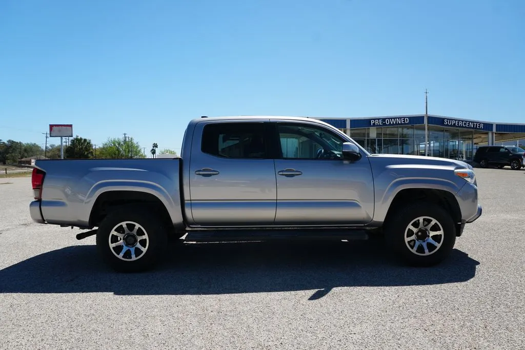 2019 Toyota Tacoma SR