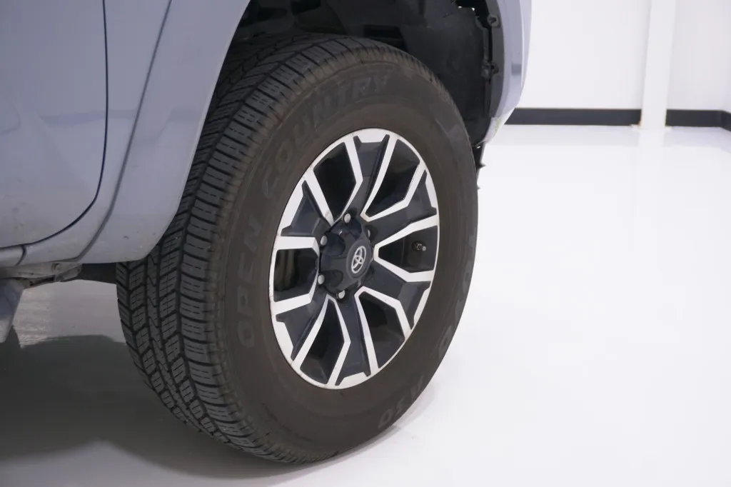 2021 Toyota Tacoma 2WD SR5