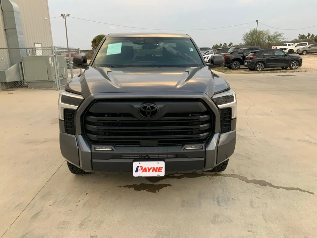 2025 Toyota Tundra SR5