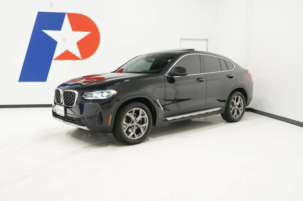 2022 BMW X4 xDrive30i