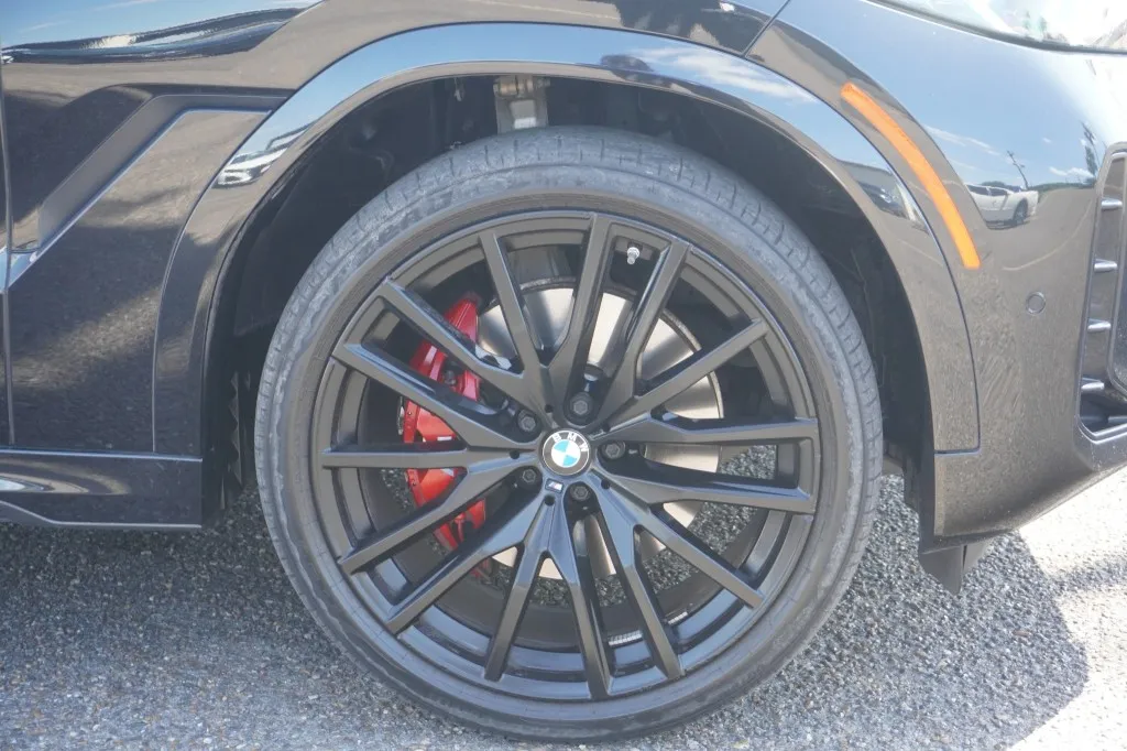 2024 BMW X6 xDrive40i