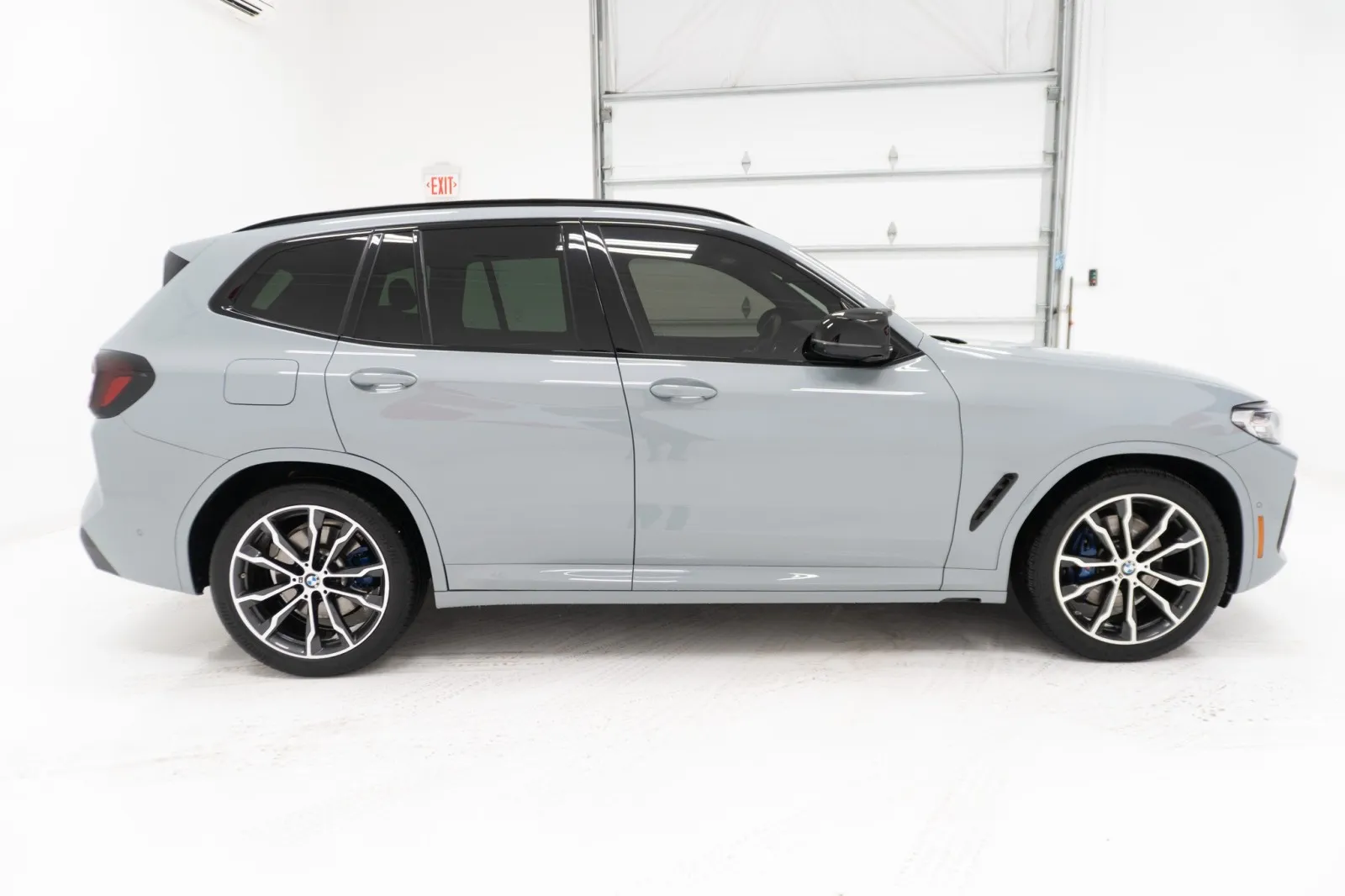 2023 BMW X3 M40i
