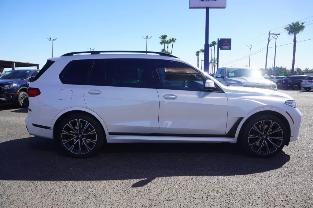 2022 BMW X7 xDrive40i
