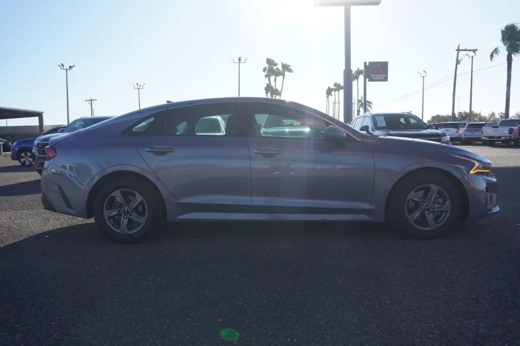 2023 KIA K5 LXS