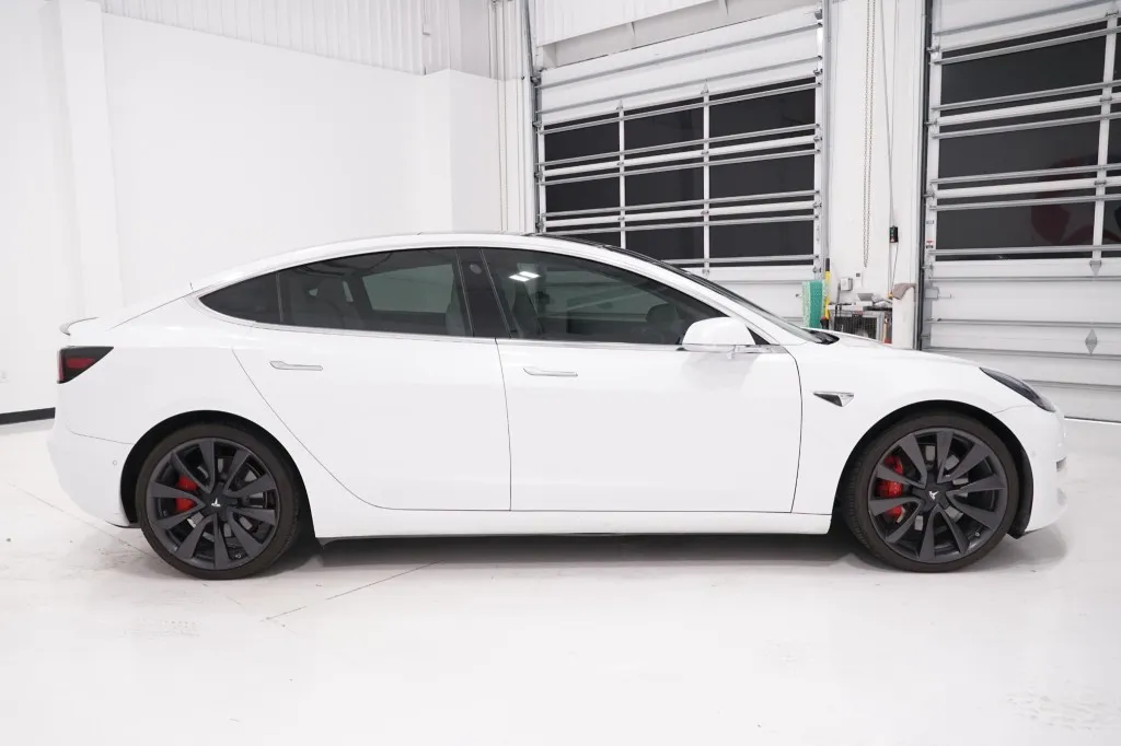 2020 Tesla Model 3 Performance