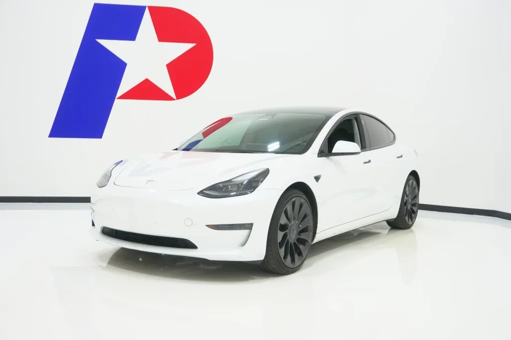 2023 Tesla Model 3 Performance