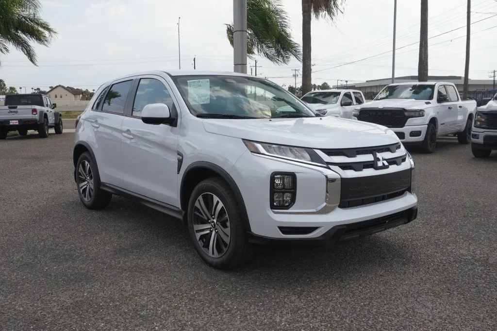 2027 Mitsubishi Outlander Sport S
