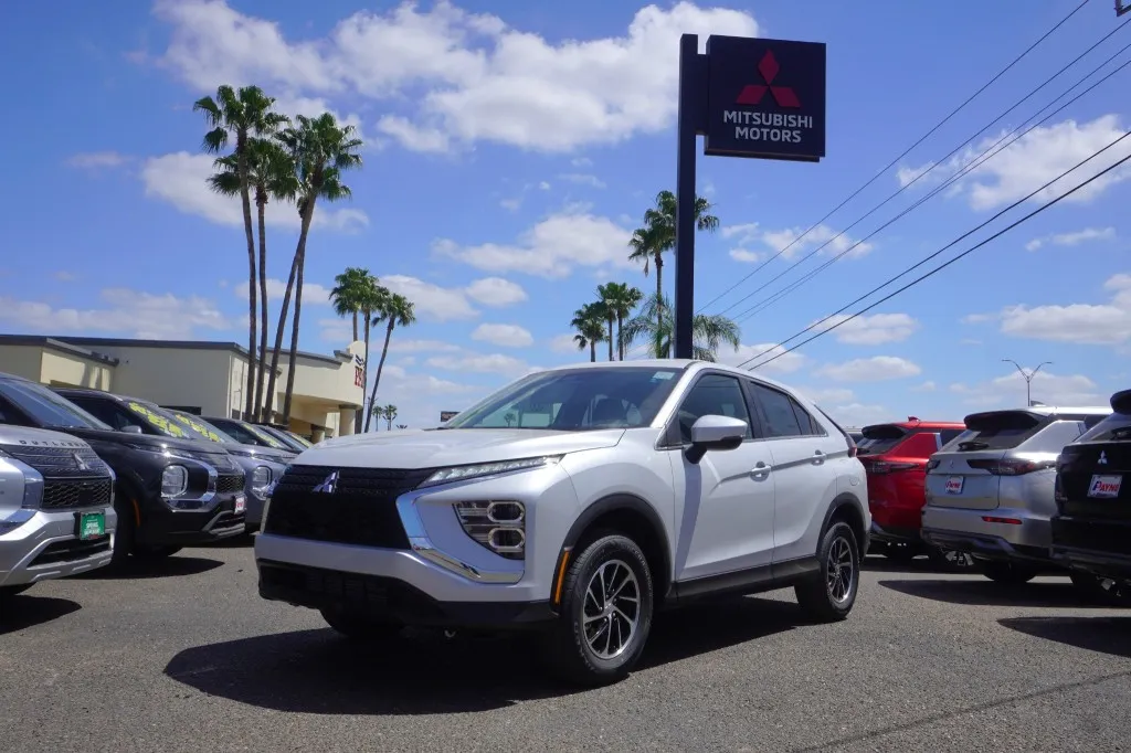 2026 Mitsubishi Eclipse Cross ES
