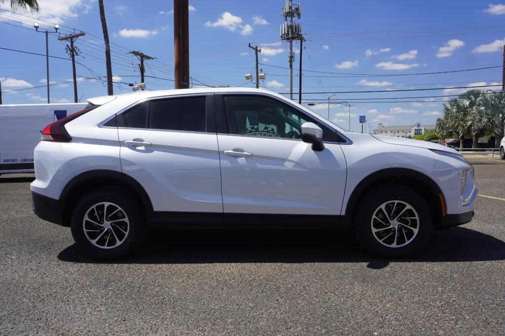 2026 Mitsubishi Eclipse Cross ES