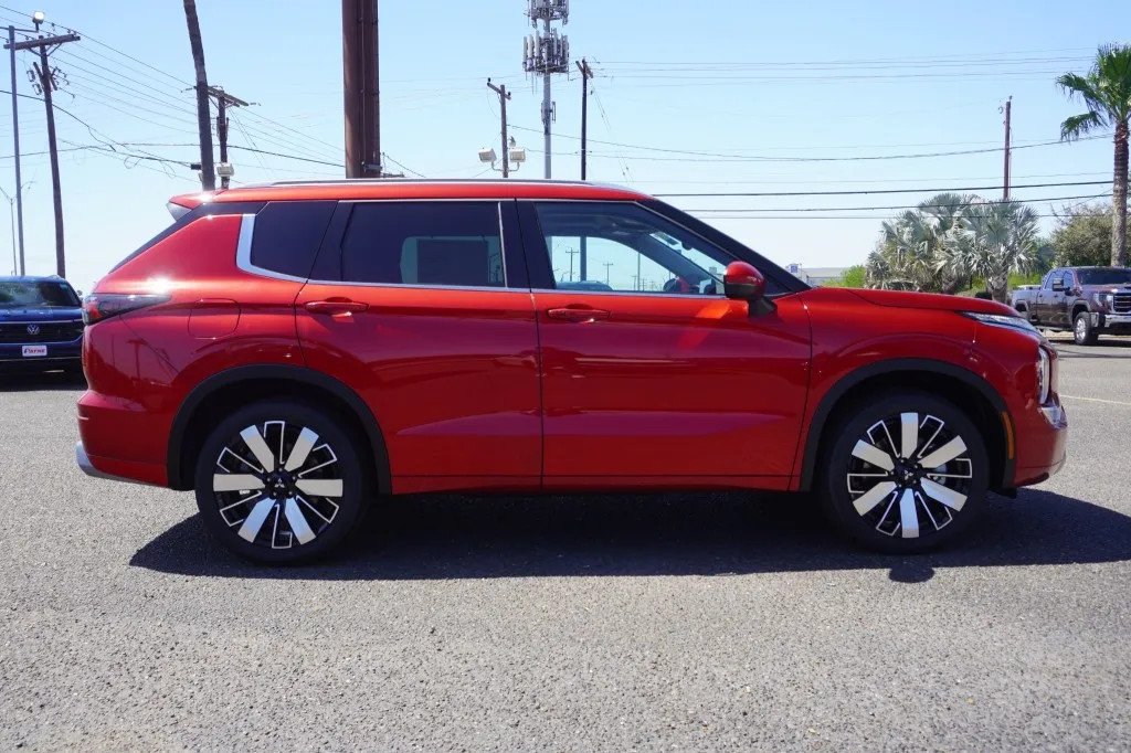 2026 Mitsubishi Outlander SEL