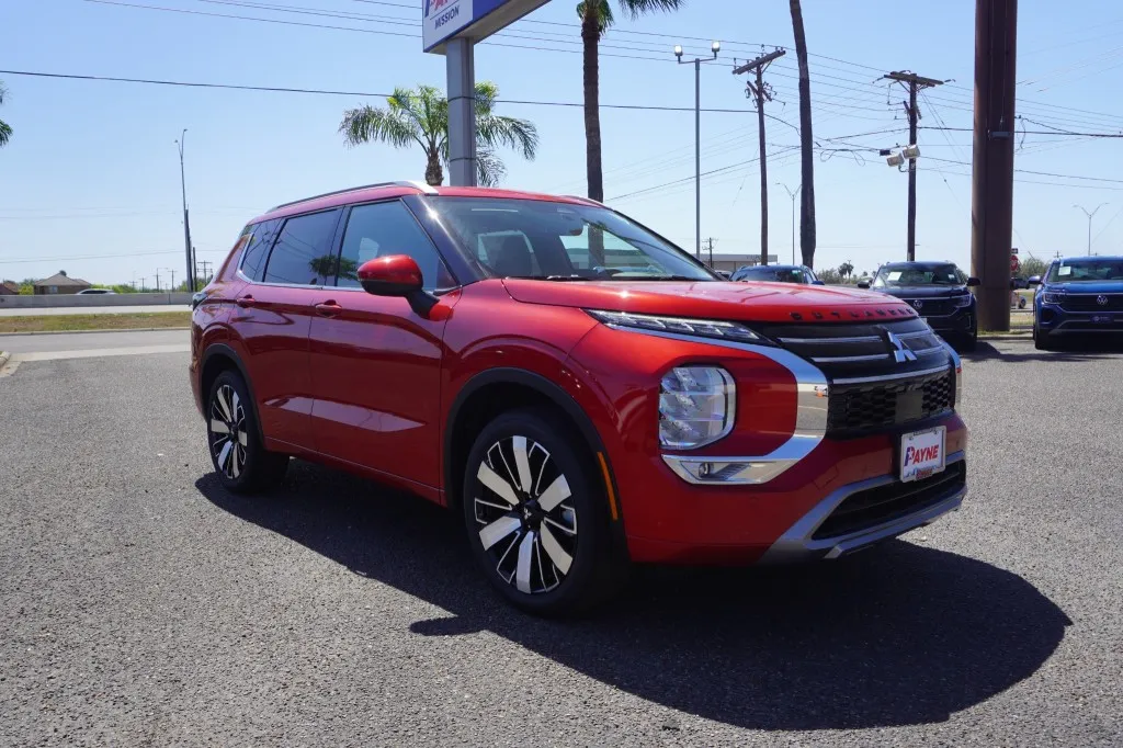 2026 Mitsubishi Outlander SEL