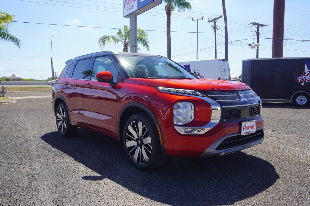 2026 Mitsubishi Outlander SEL