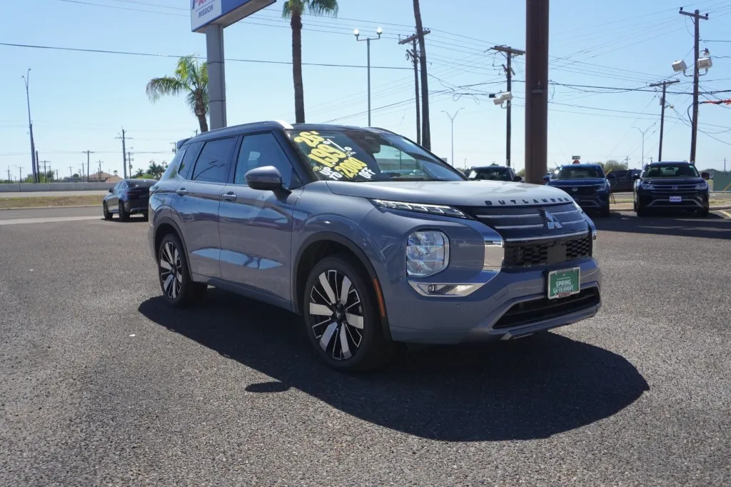 2026 Mitsubishi Outlander SEL