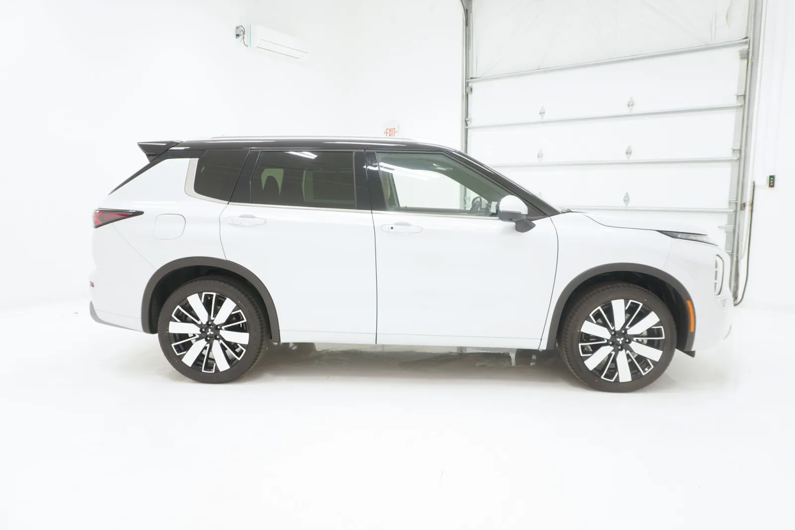 2026 Mitsubishi Outlander SEL