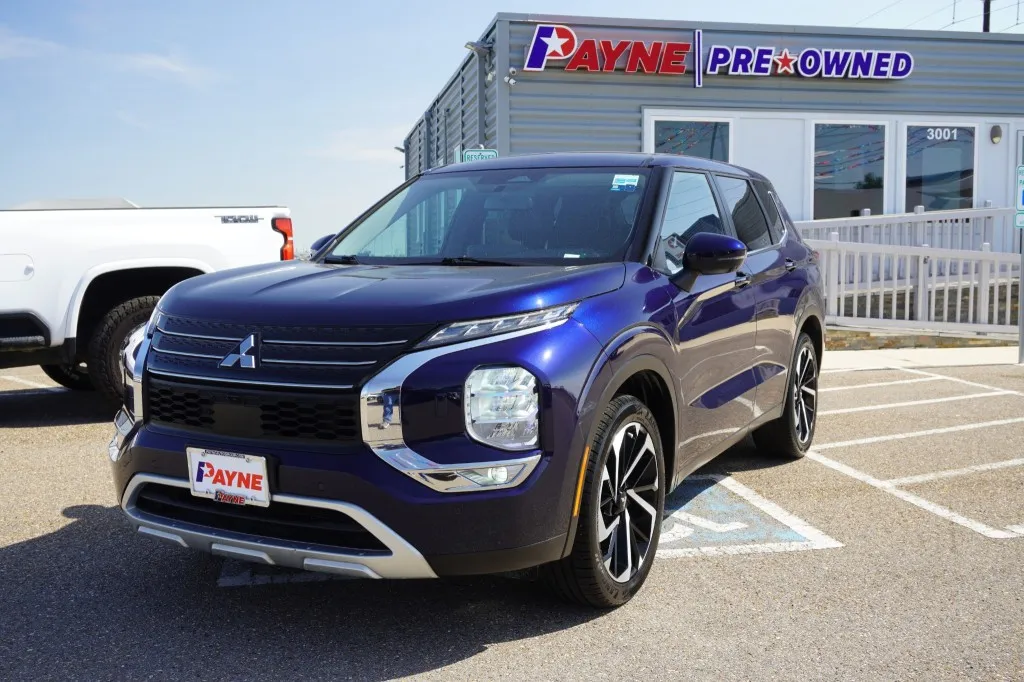 2024 Mitsubishi Outlander SE