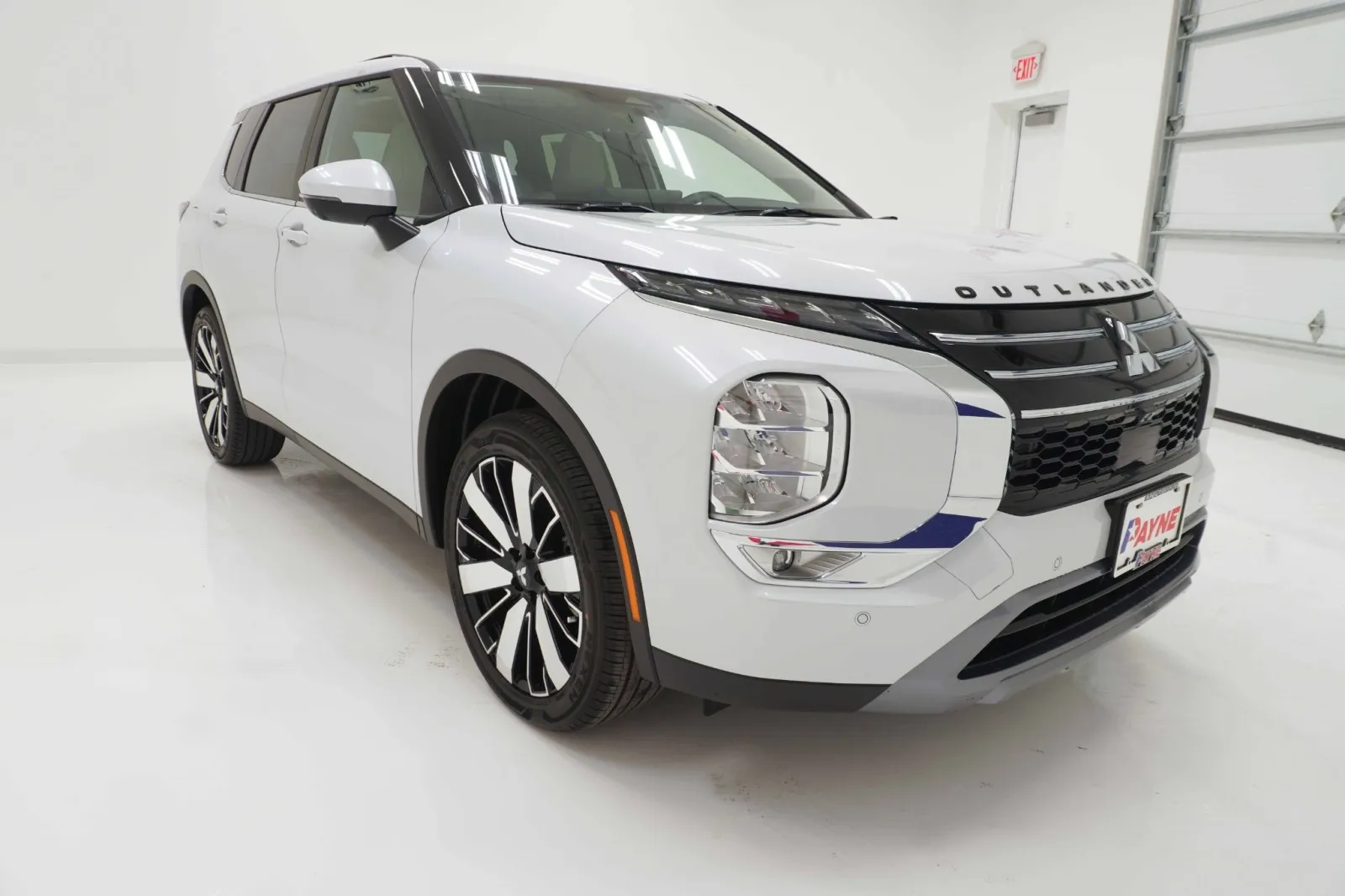 2026 Mitsubishi Outlander SE