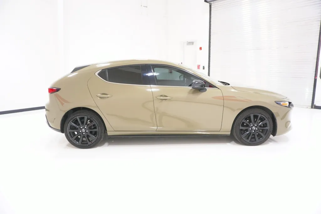 2024 Mazda Mazda3 Hatchback 2.5 Carbon Turbo