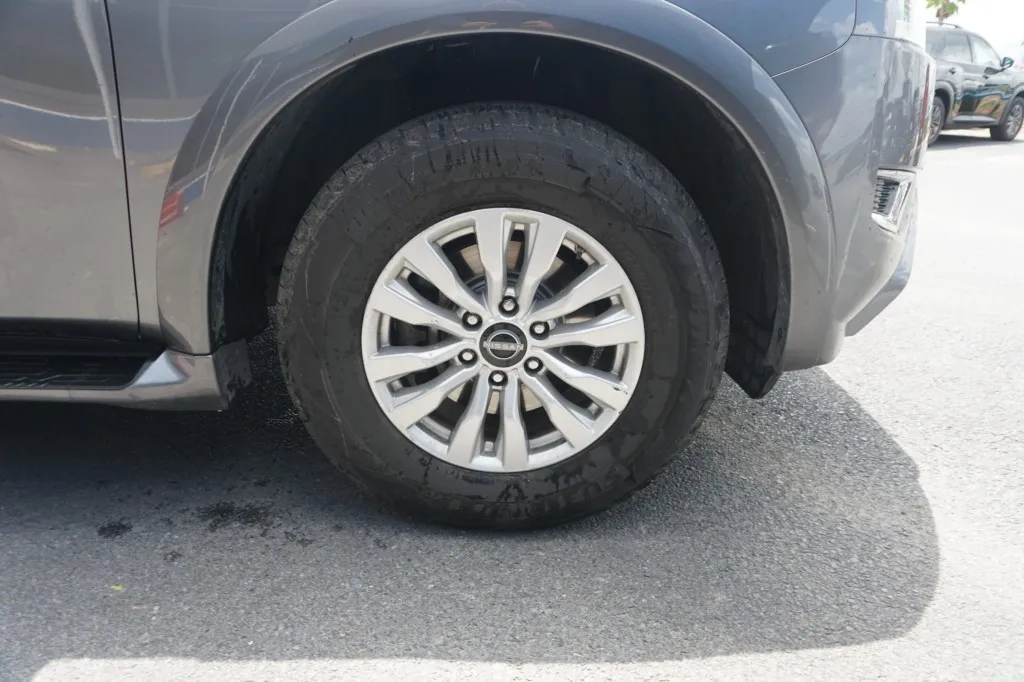 2024 Nissan Armada SV
